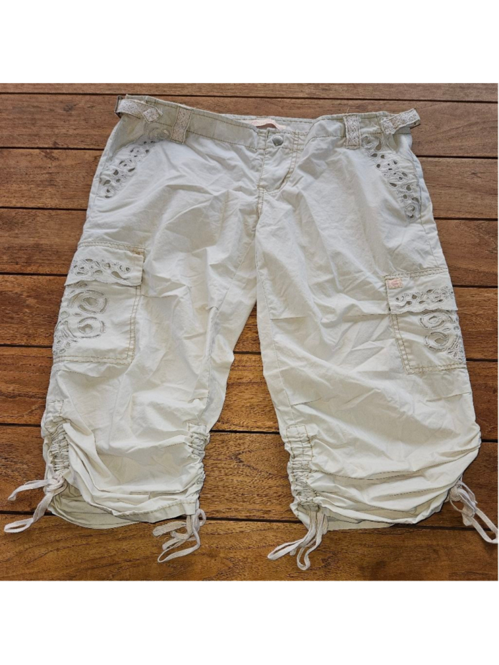 Miss Me Eyelet Cargo Capris 100% Cotton Size L